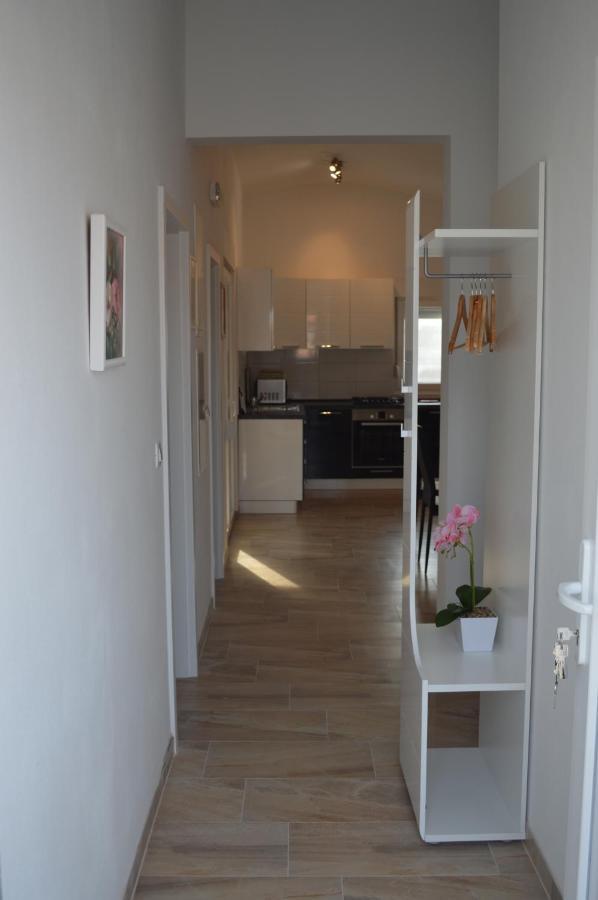 Apartment Dvorak Vir Ngoại thất bức ảnh